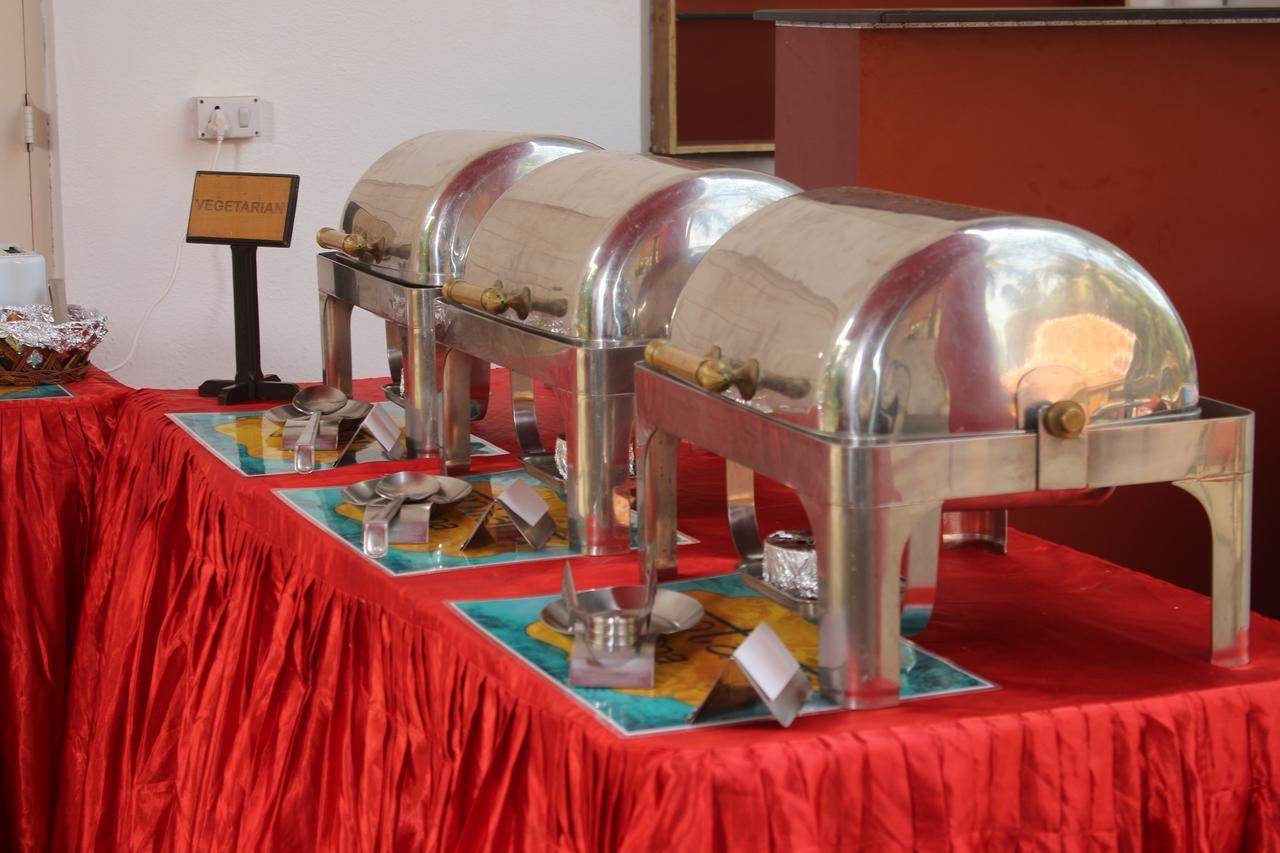 Antara Goa Hotel Marmagao Buitenkant foto