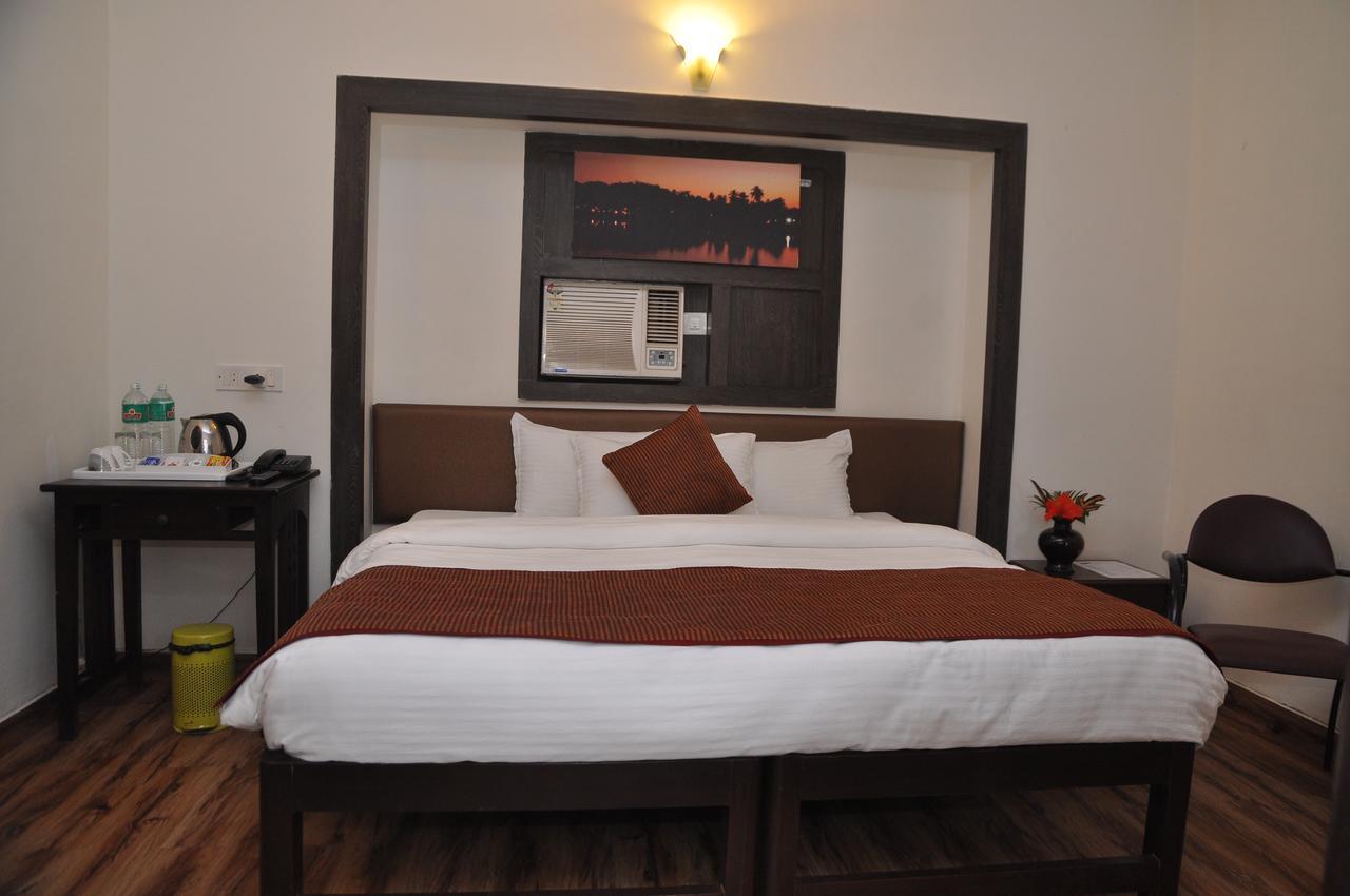 Antara Goa Hotel Marmagao Buitenkant foto